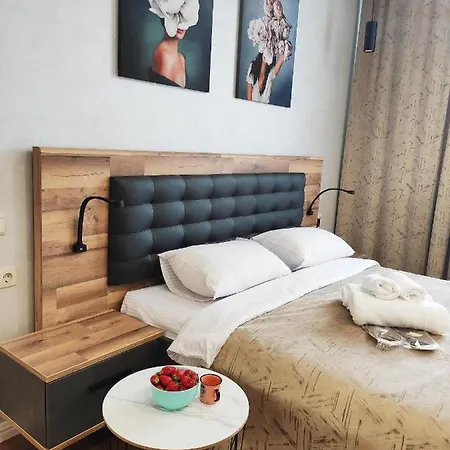Apartment Elegia Park *